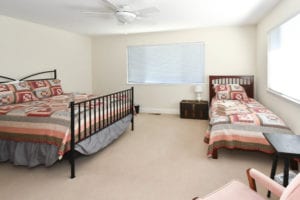 Pinnacles House Master Bedroom