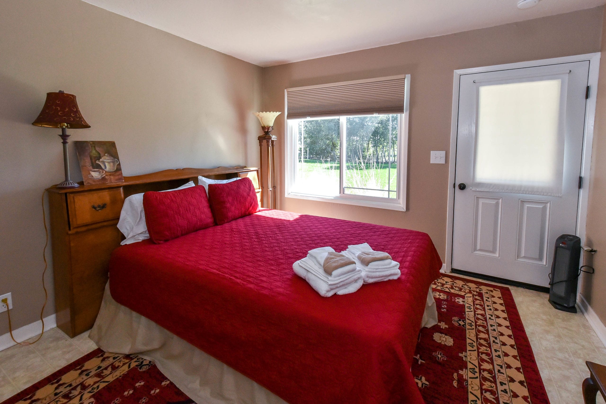 Rooms & Cottages - Paicines Ranch